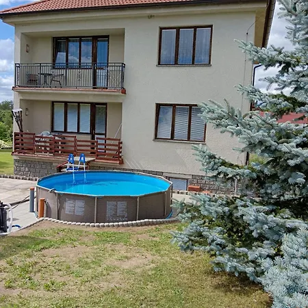 Sobedraz Apartamento Kostelec nad Vltavou