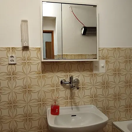 Sobedraz Appartamento Kostelec nad Vltavou